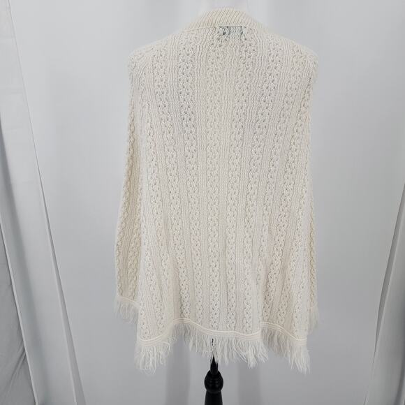 Glamour Knit Poncho Womens One Size Cream Button Up Arm Slits Boho Vintage - Picture 4 of 11